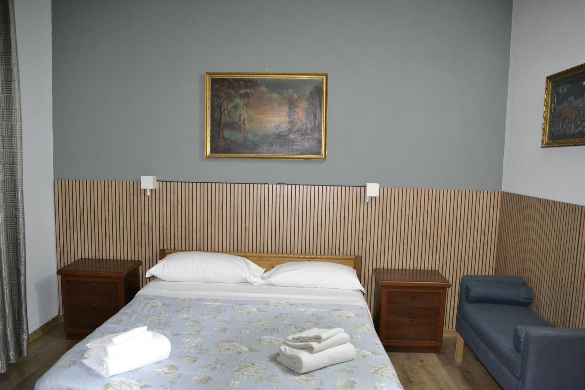 Aurora Boreale Hotel โรม ภายนอก รูปภาพ